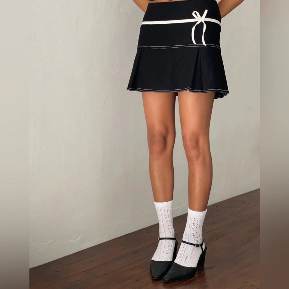 Motel Rocks Black and White Skater‎ Mini Skirt NWT
